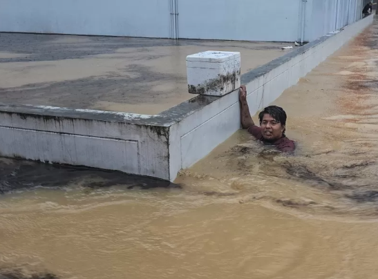 korban-meninggal-di-thailand-akibat-banjir-meningkat-267-orang