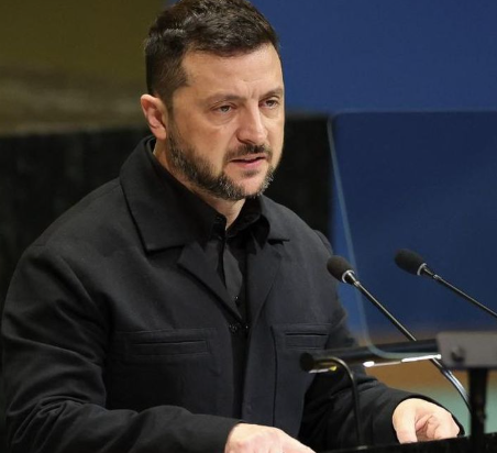 2-menteri-ukraina-undur-diri-akibat-korupsi-besar