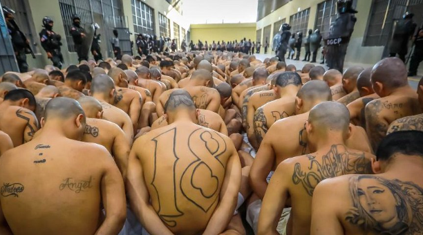 anggota-dari-geng-di-el-salvador-divonis-1-000-tahun-penjara